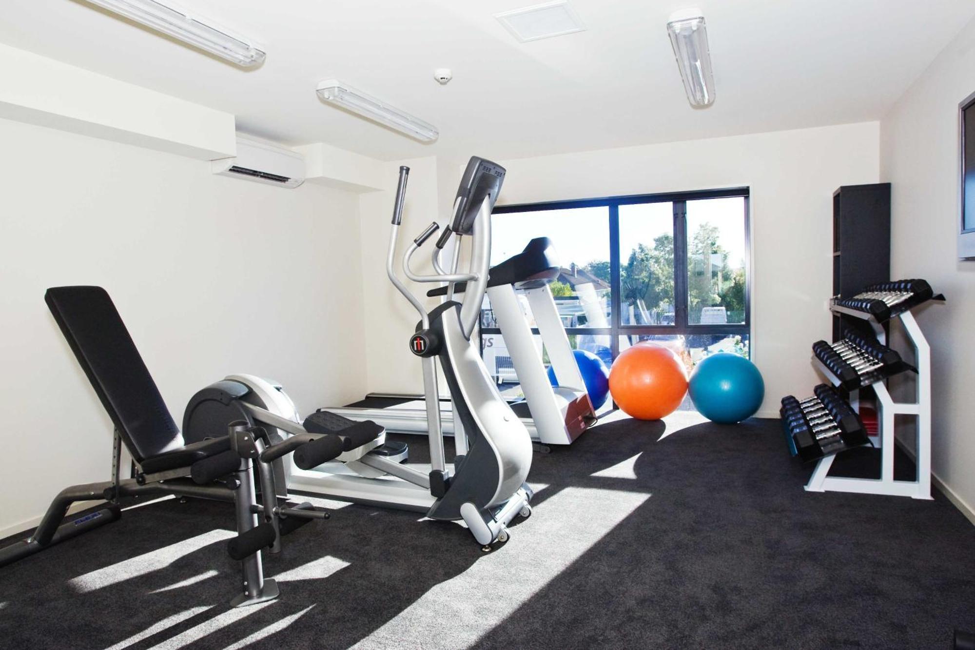 샤또 말보로그 호텔 블레넘 시설 사진 A typical gym